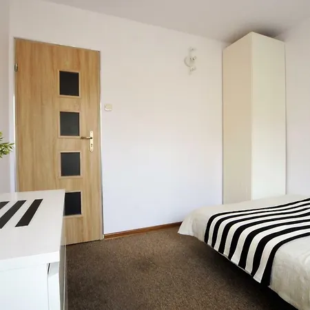 Apartament 3 Pokojowy Przy Plazy Apartman *